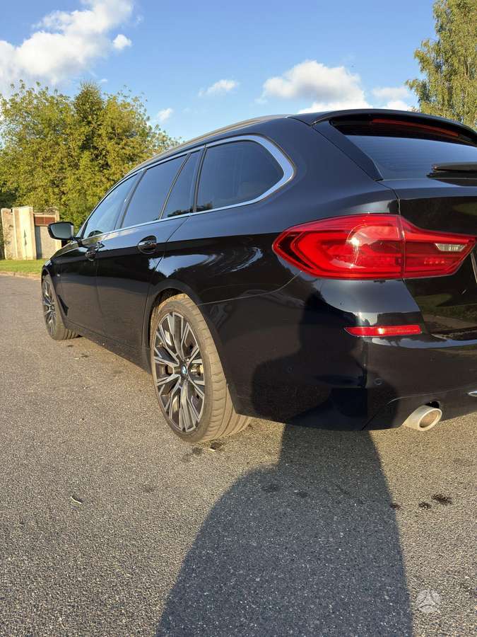BMW 520, 2.0 l., wagon