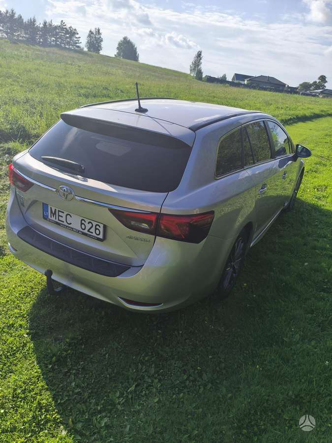 Toyota Avensis - 3