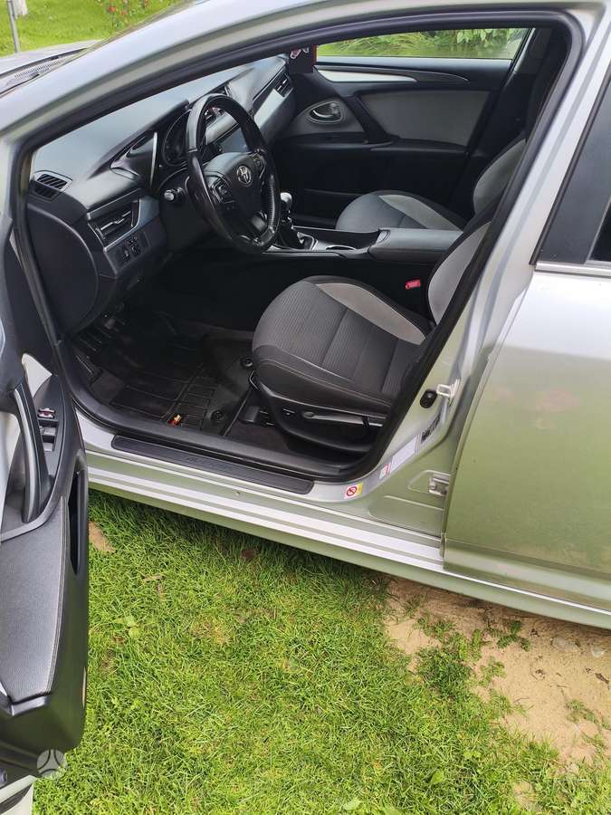 Toyota Avensis, 2.0 l., Универсал