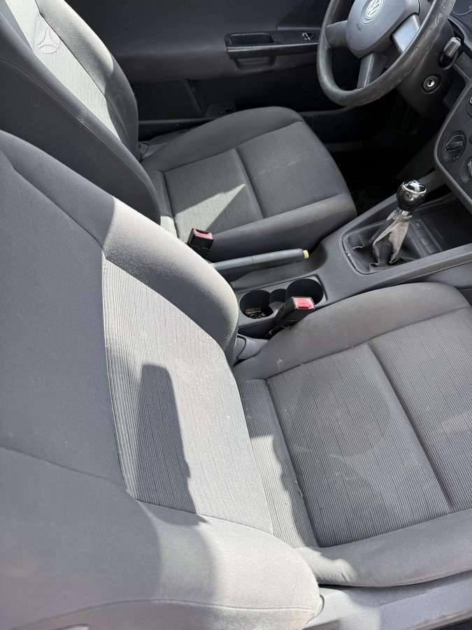Volkswagen Golf - 7