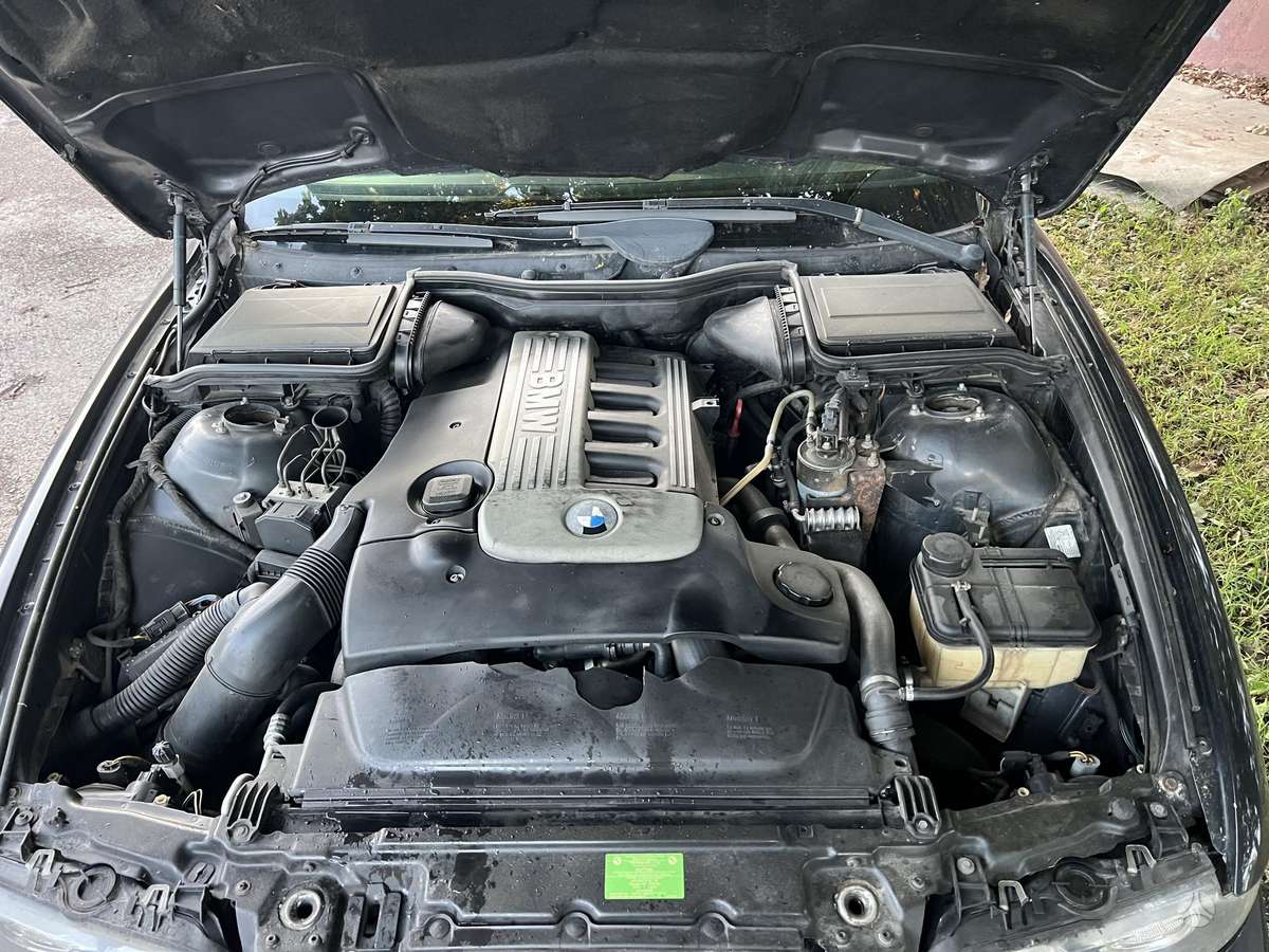 BMW 525, 2.5 l., Универсал