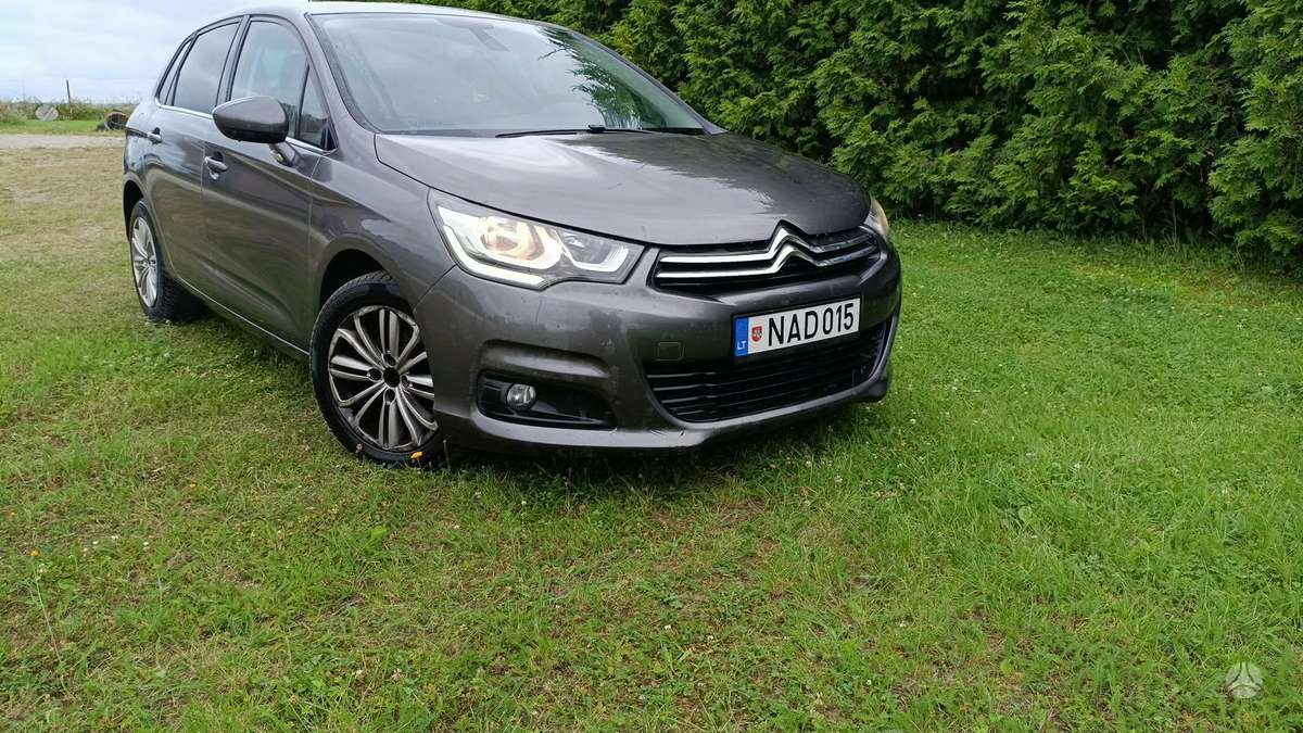 Citroen C4, 1.6 l., hatchback