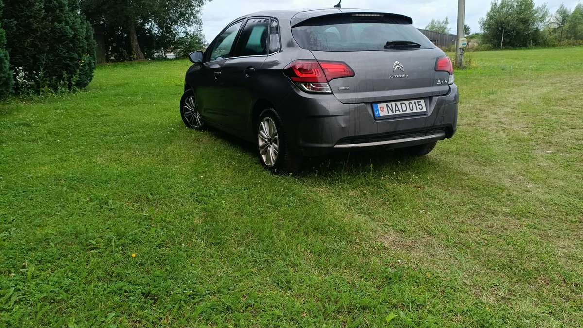 Citroen C4, 1.6 l., hatchback
