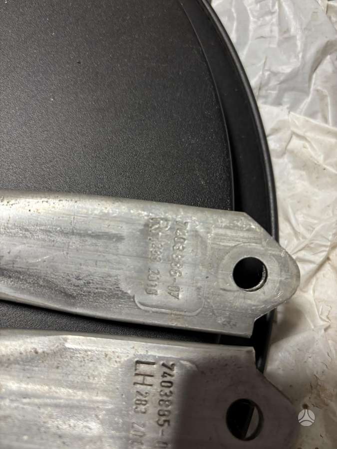 BMW X3 apdailos detalės