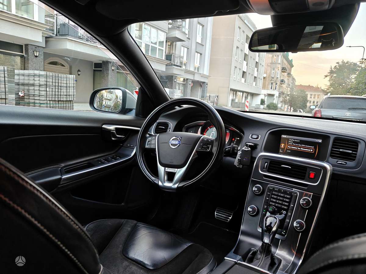 Volvo V60, 2.0 l., wagon