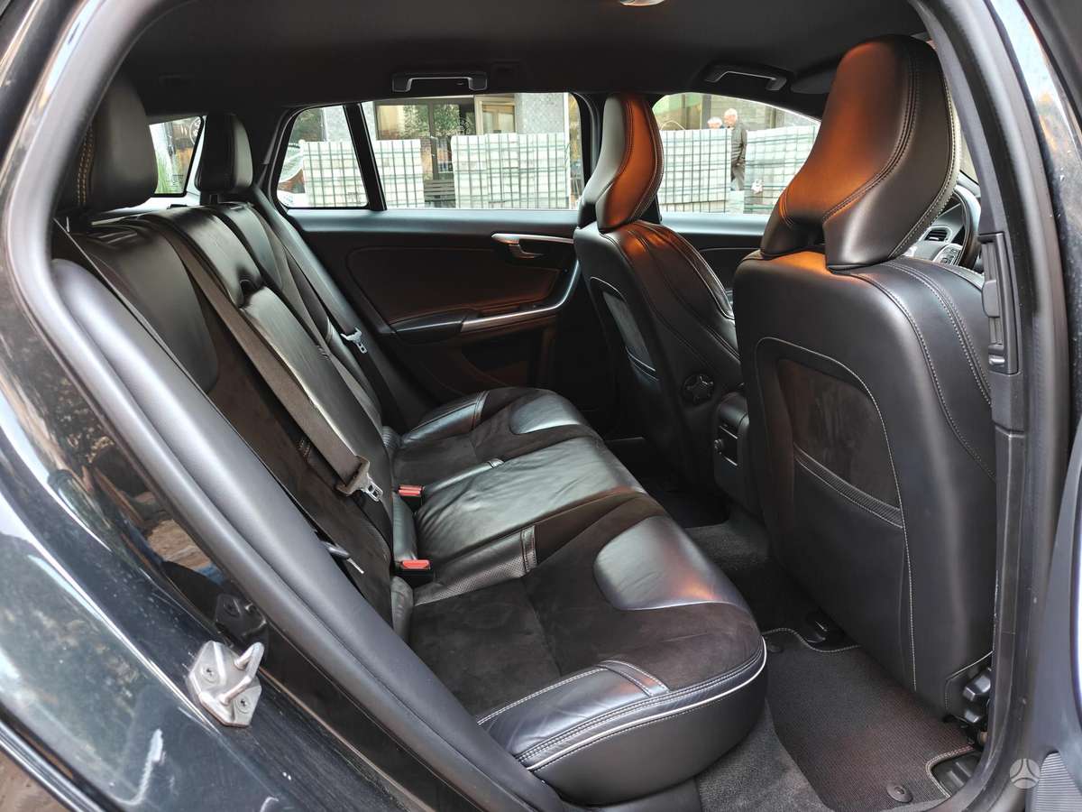 Volvo V60 - 12