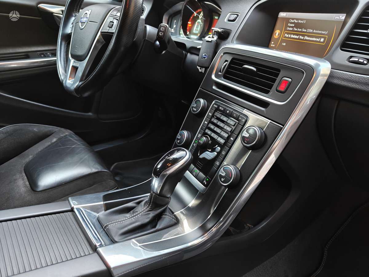 Volvo V60, 2.0 l., wagon