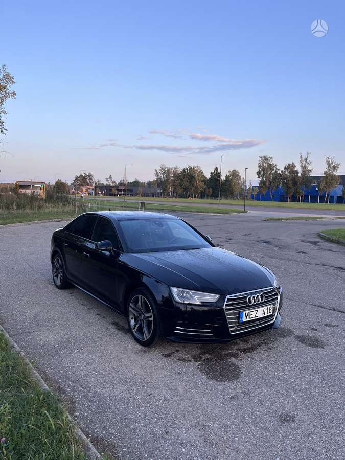 Audi A4, 2.0 l., Седан