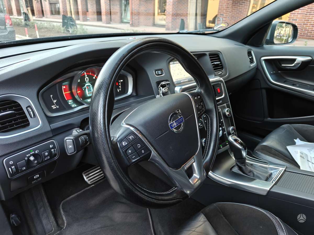 Volvo V60, 2.0 l., wagon