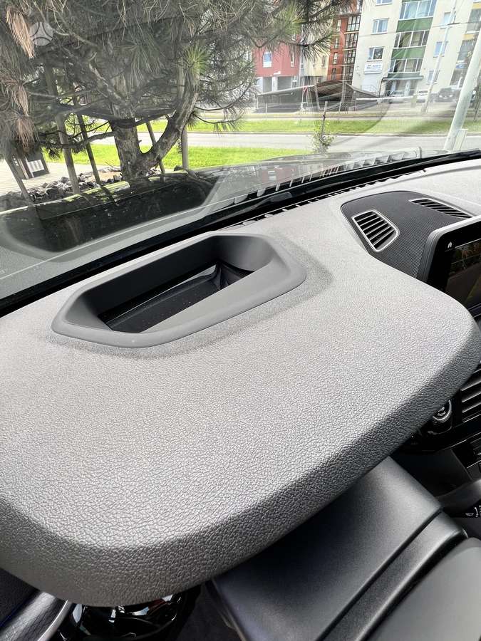 BMW 520, 2.0 l., Седан