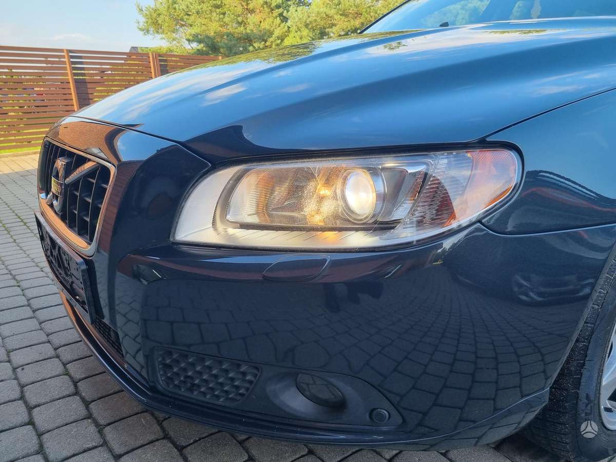 Volvo V70, 2.0 l., Универсал