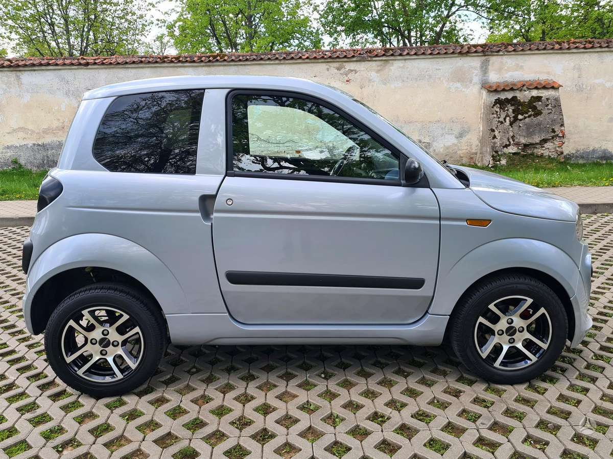 Microcar Mgo, 0.5 l., Хэтчбек