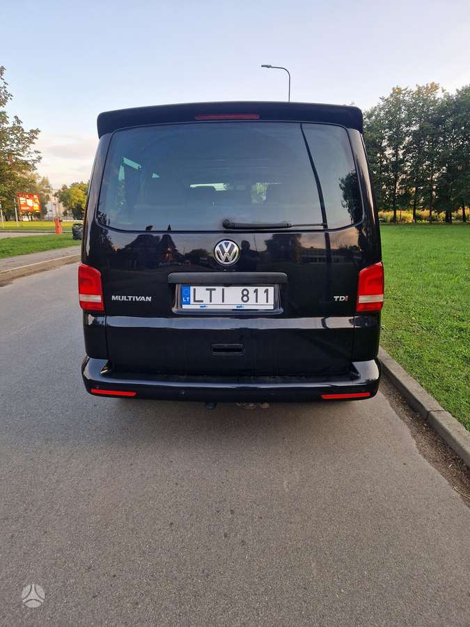 Volkswagen Multivan, 2.0 l., Минивэн