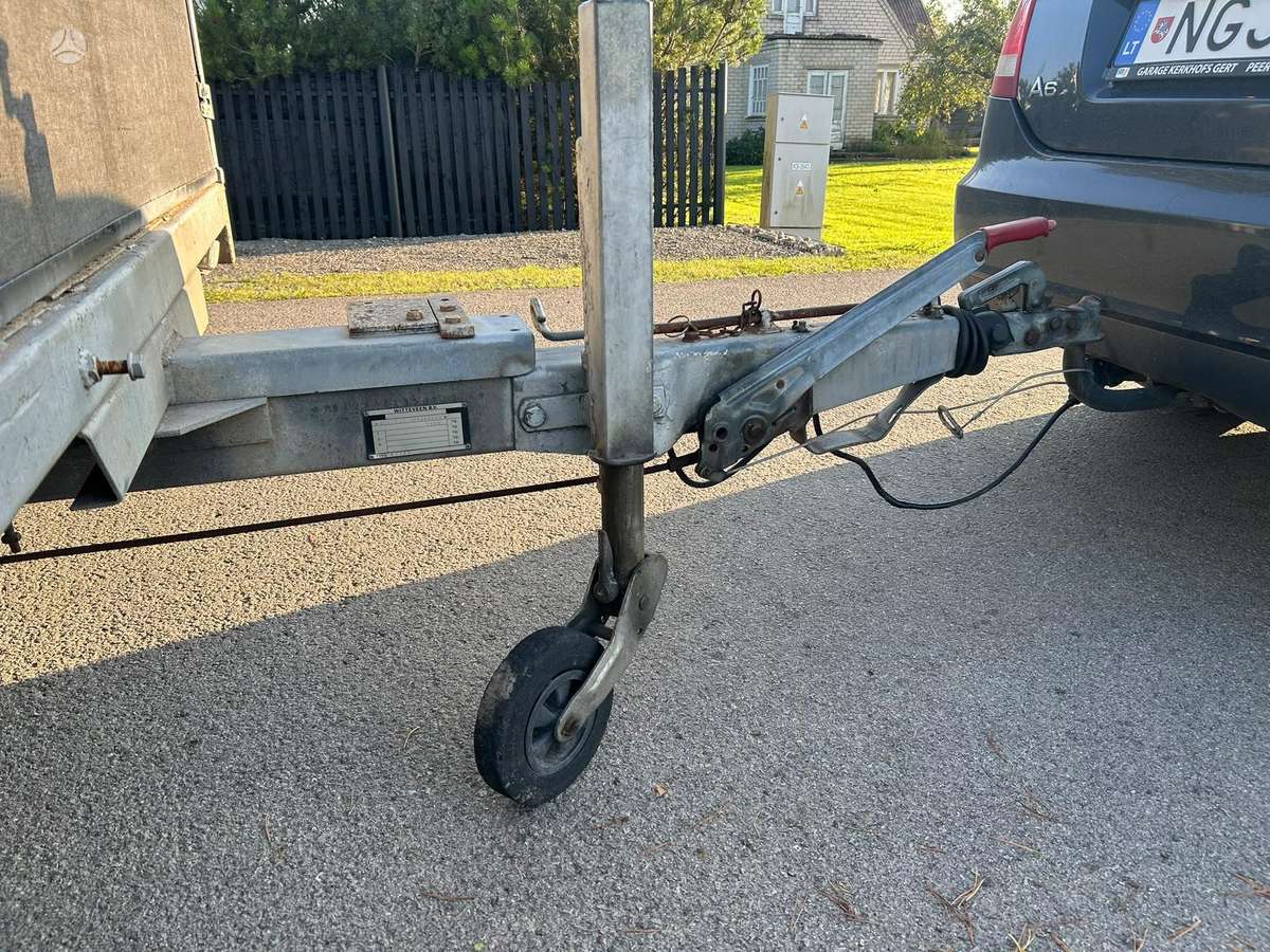 -Kita-, auto transporter