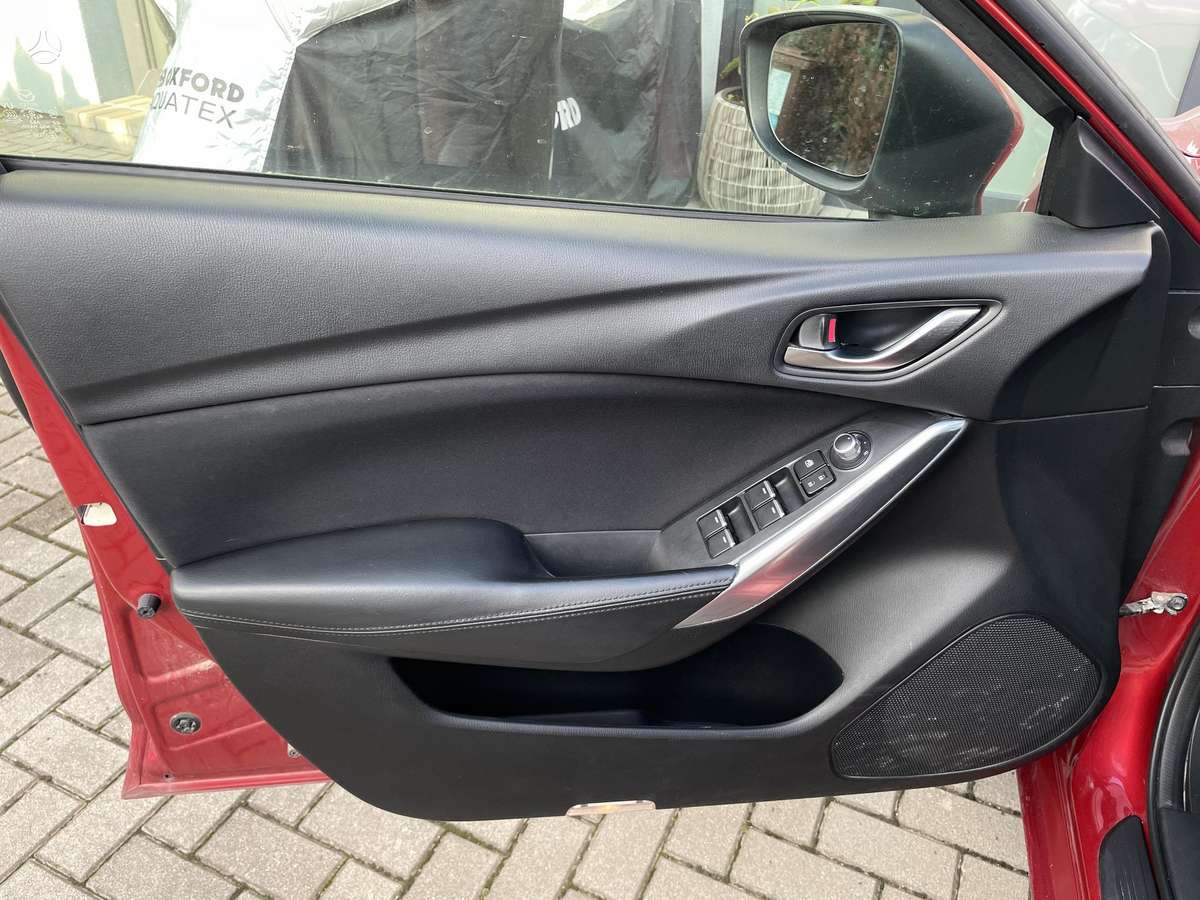 Mazda 6, 2.5 l., Седан