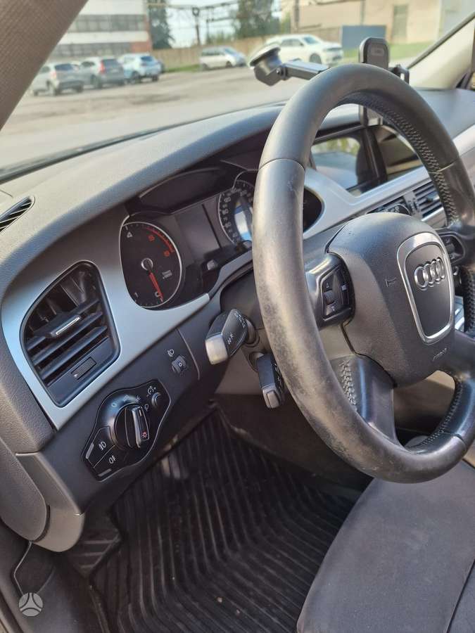 Audi A4, 3.0 l., universalas