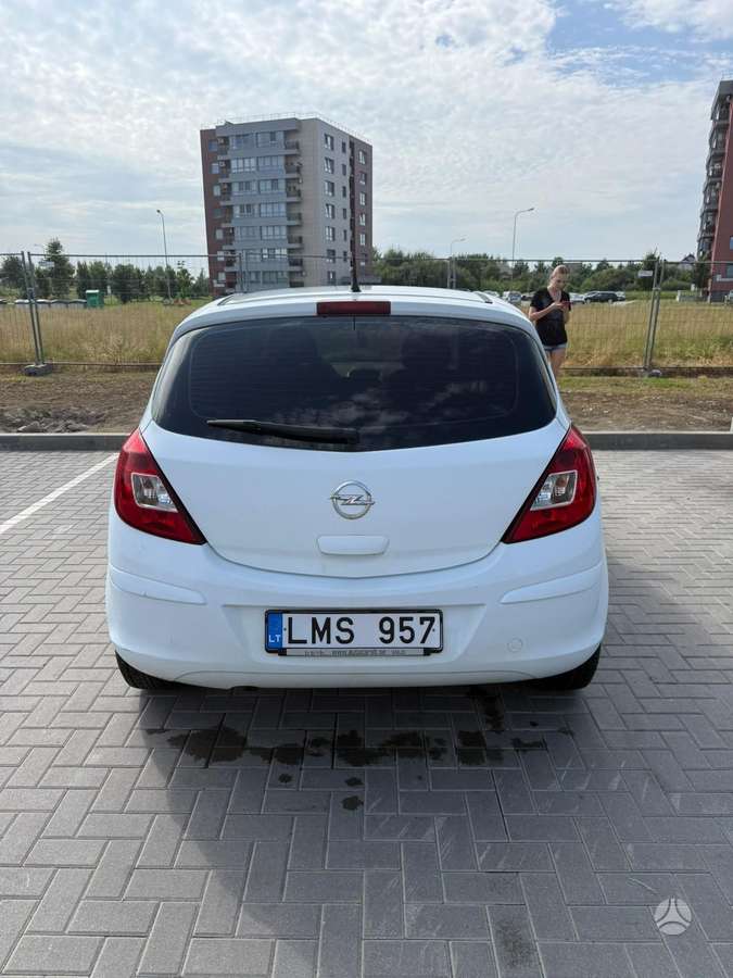 Opel Corsa, 1.2 l., Хэтчбек