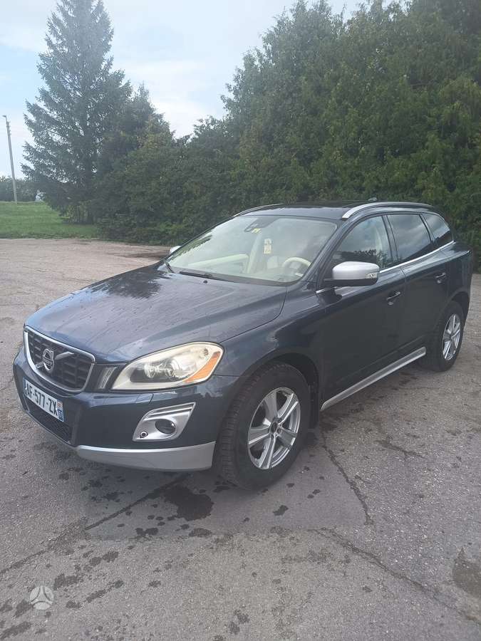 Volvo XC60 - 2
