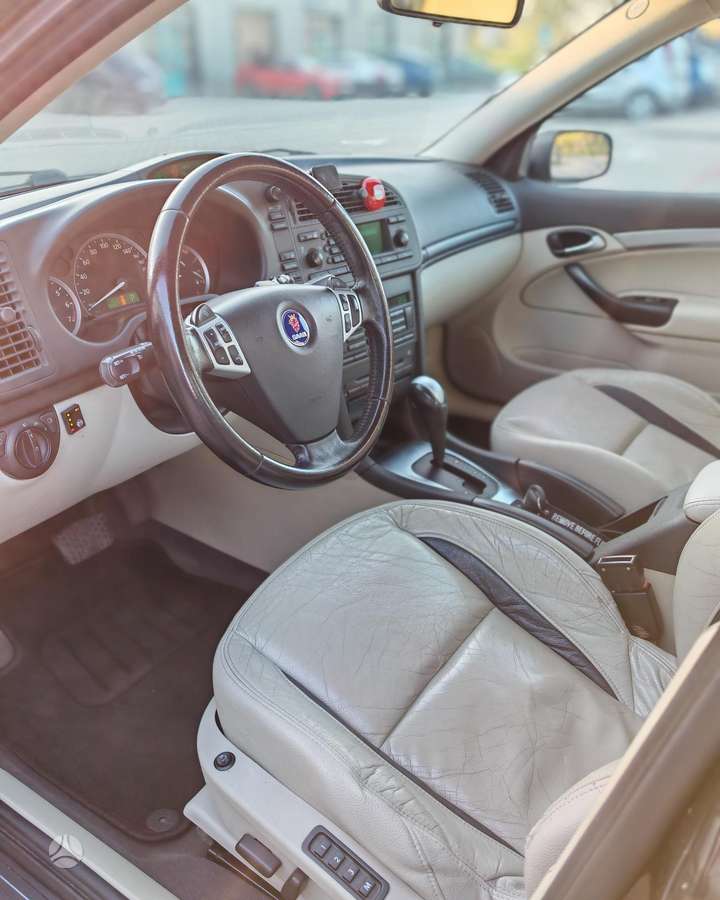 Saab 9-3, 2.0 l., Седан