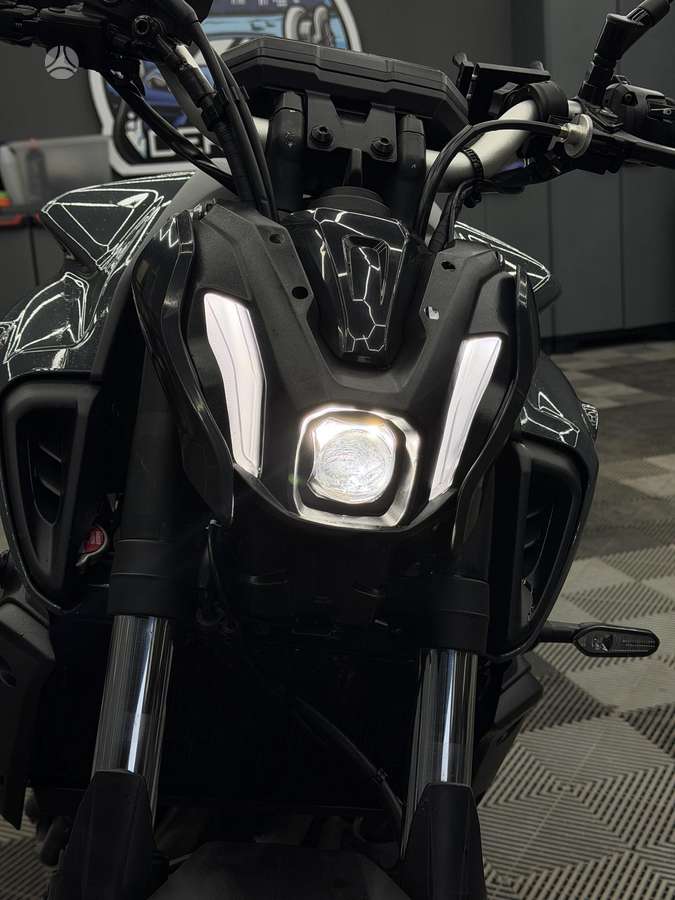 Yamaha MT 07 689cc, street / classic