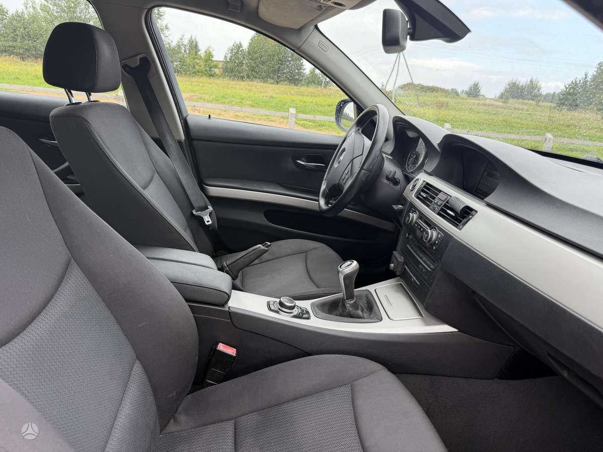 BMW 320, 2.0 l., universalas