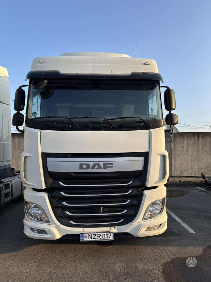 DAF XF 440 FT, double sleeper