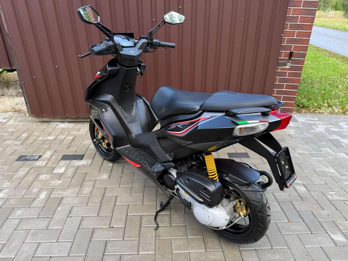 Aprilia SR 49cc, мотороллеры / мопеды