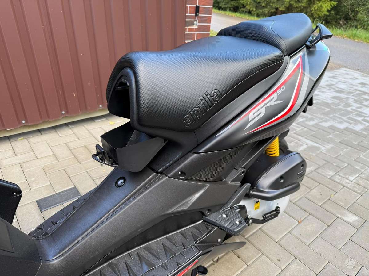Aprilia SR 49cc, мотороллеры / мопеды