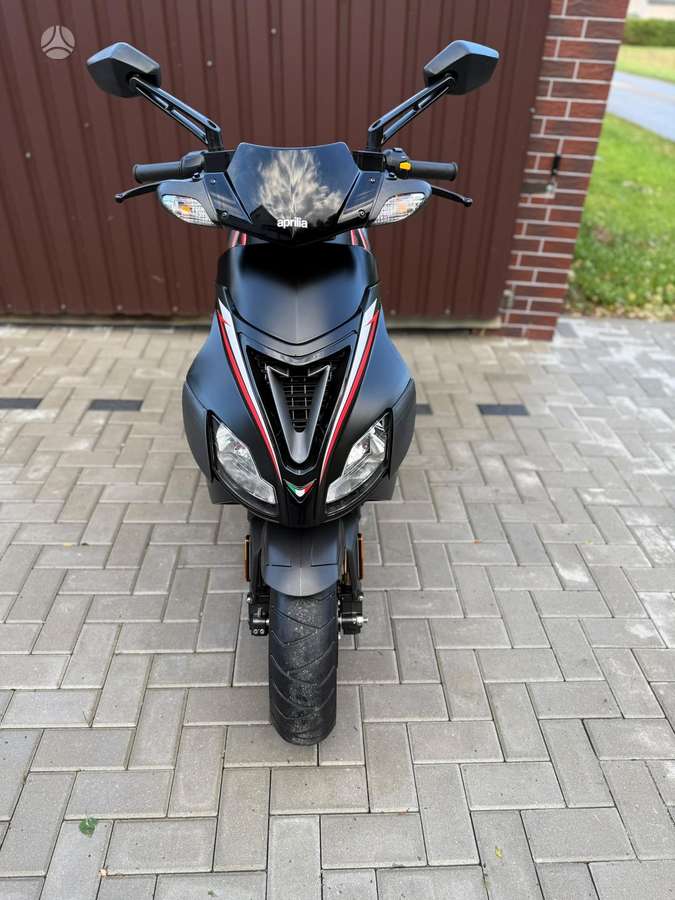 Aprilia SR 49cc, scooters / mopeds