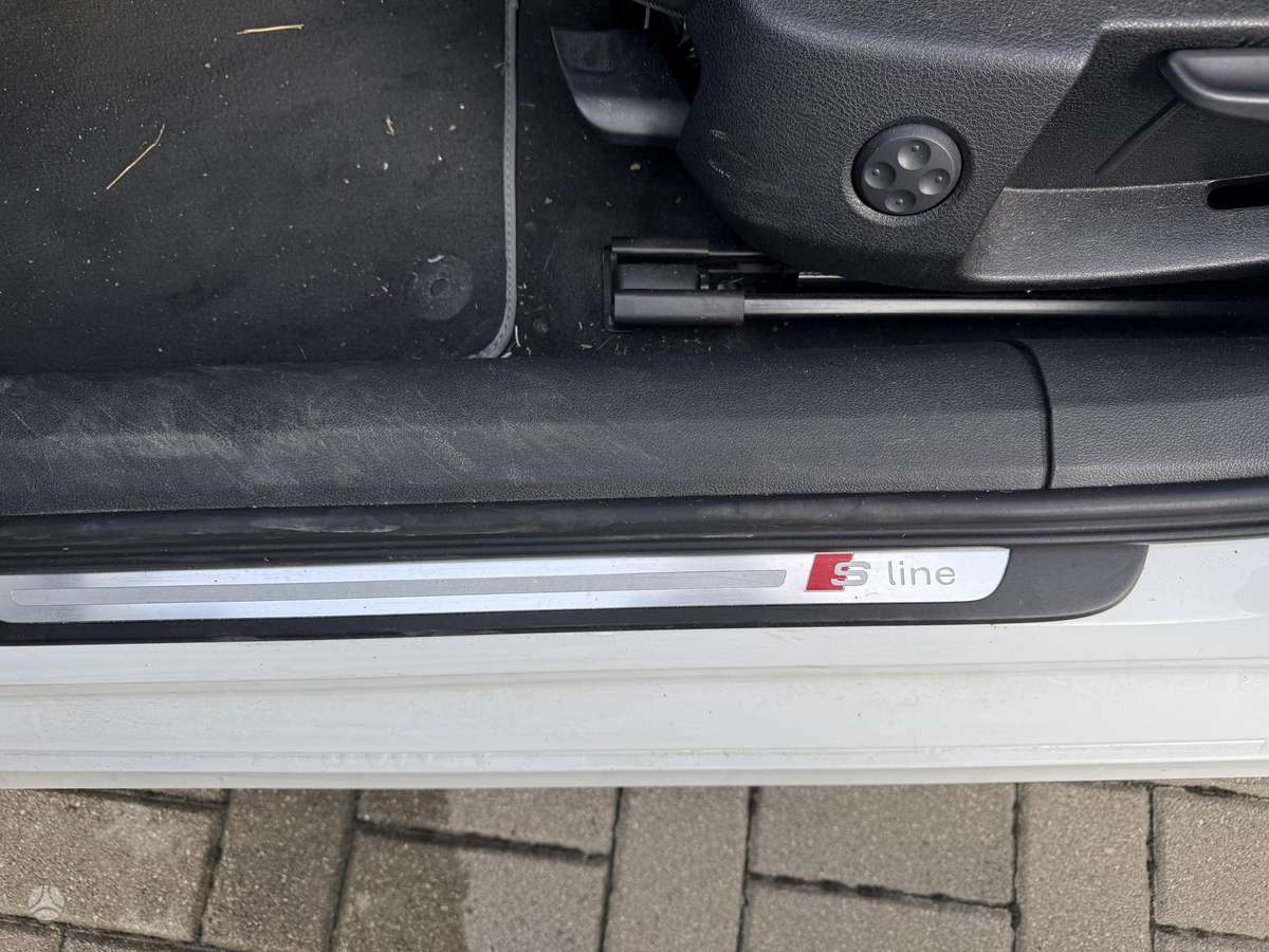 Audi A6, 3.0 l., sedanas