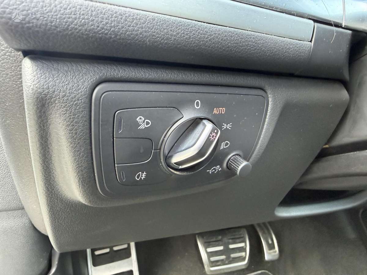 Audi A6, 3.0 l., Седан