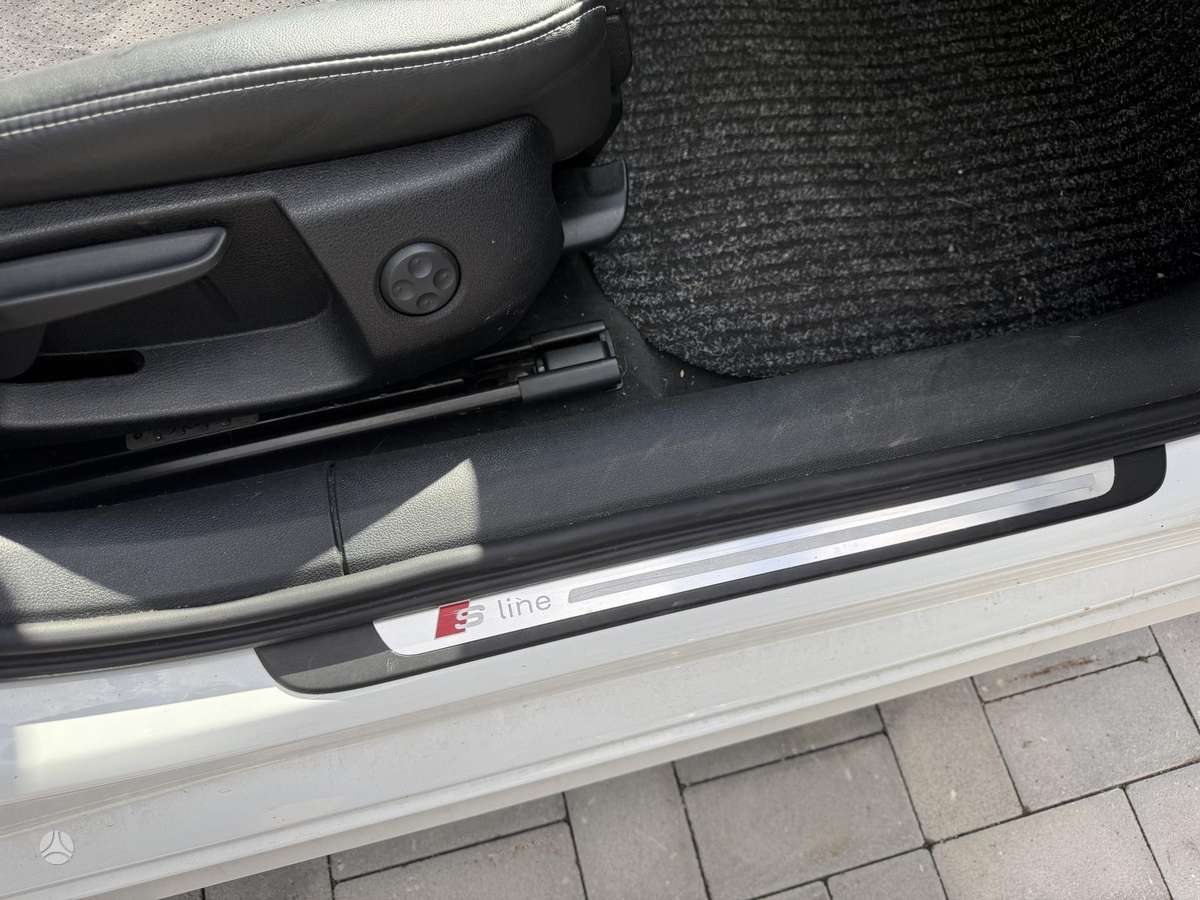 Audi A6, 3.0 l., Седан