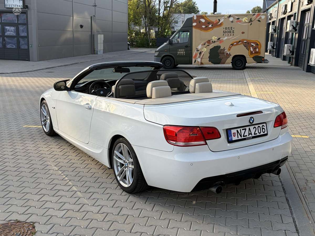 BMW 335, 3.0 l., convertible