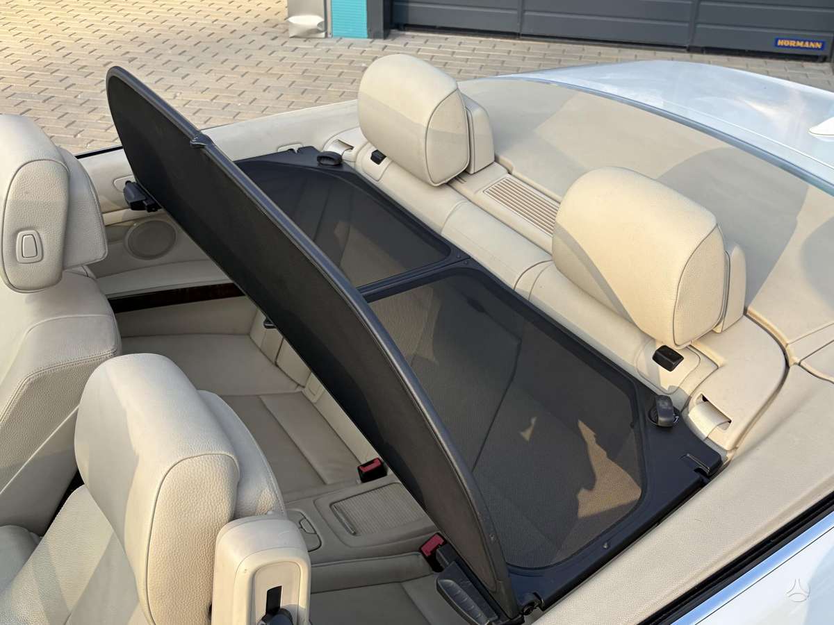 BMW 335, 3.0 l., convertible