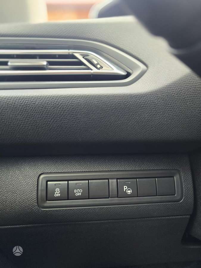Peugeot 308, 1.6 l., Универсал