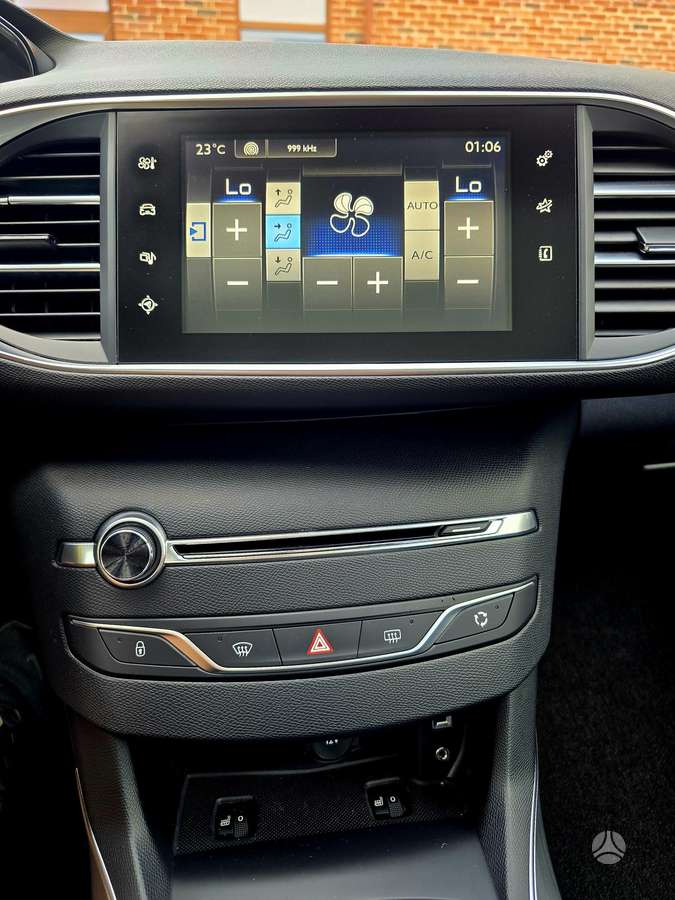 Peugeot 308, 1.6 l., Универсал