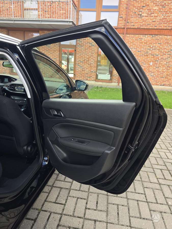 Peugeot 308, 1.6 l., Универсал