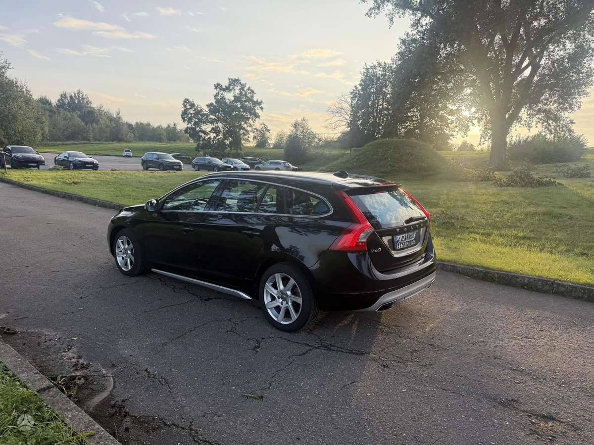 Volvo V60, 2.0 l., Универсал