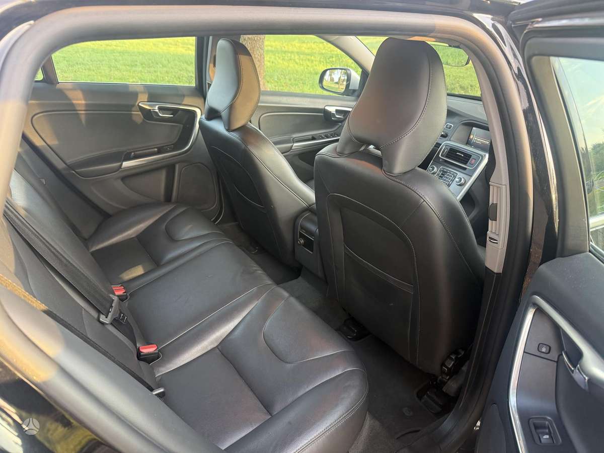 Volvo V60, 2.0 l., Универсал