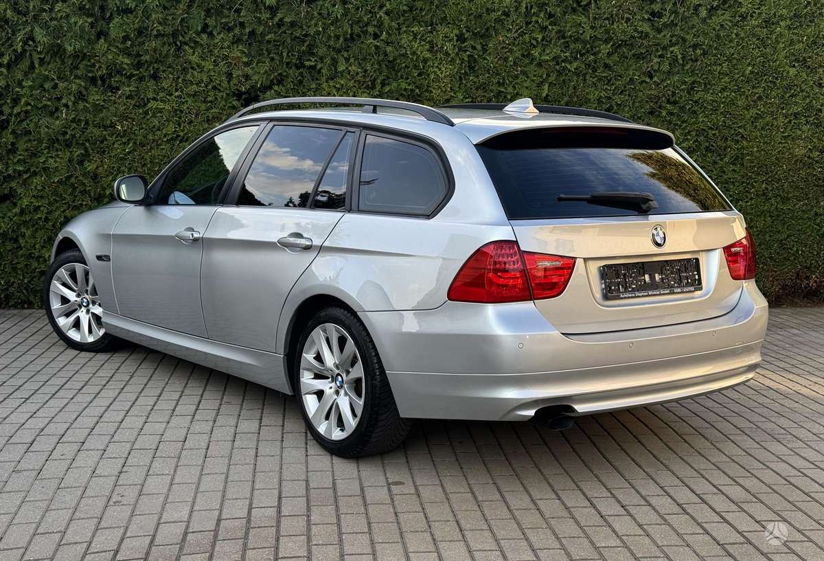 BMW 320, 2.0 l., universalas