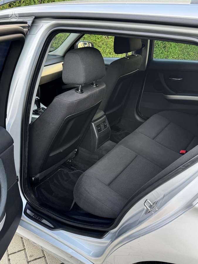 BMW 320, 2.0 l., universalas