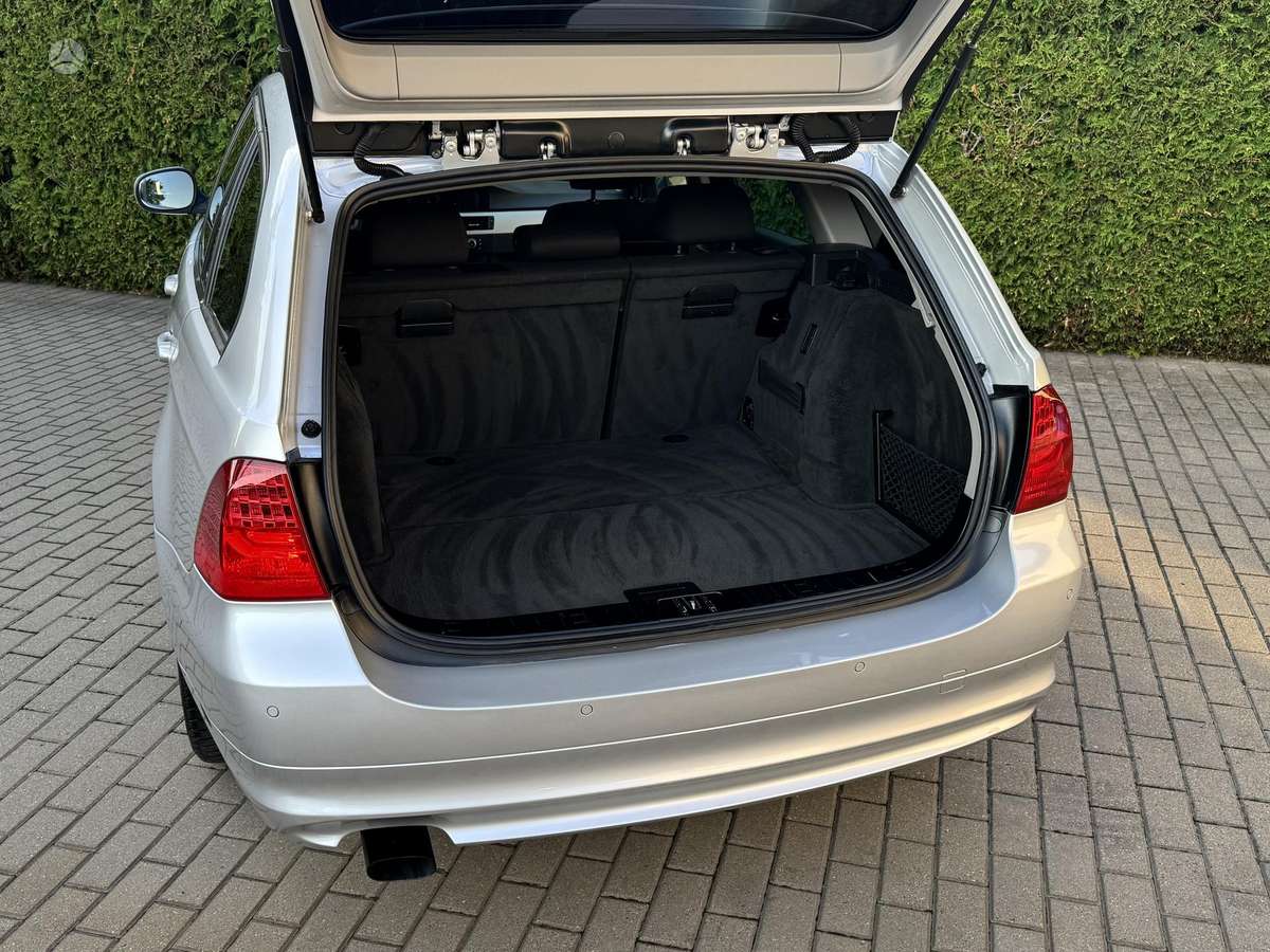BMW 320, 2.0 l., universalas