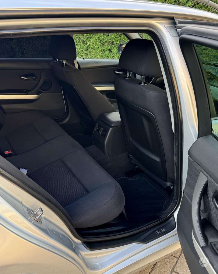 BMW 320, 2.0 l., universalas