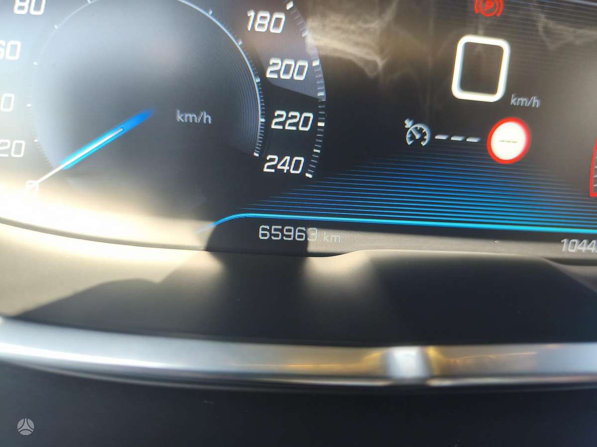 Peugeot 5008 - 10