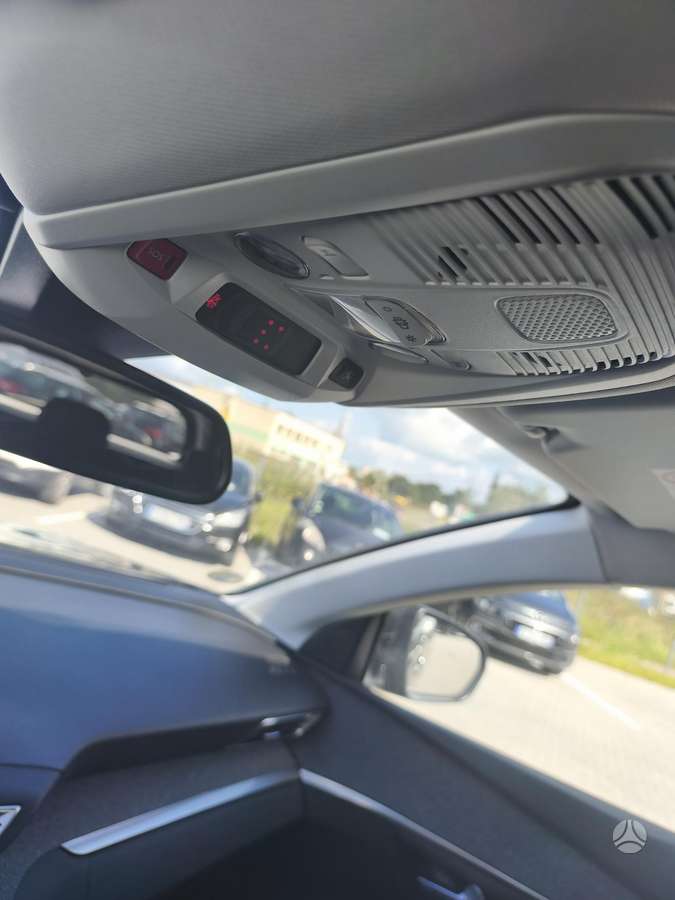 Peugeot 5008 - 12