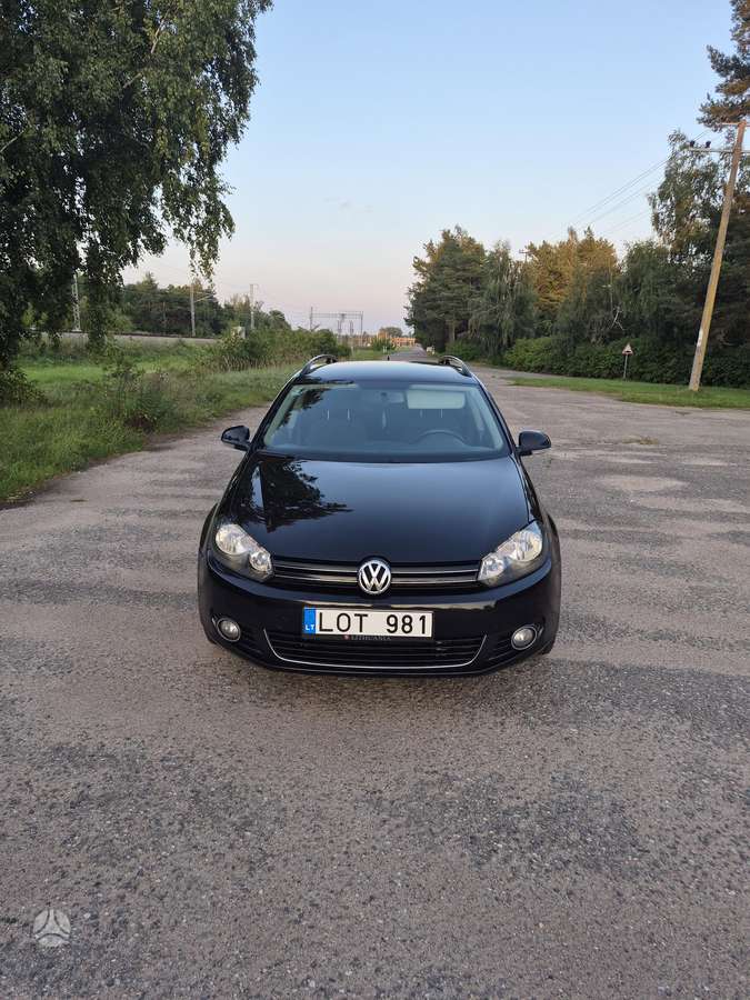 Volkswagen Golf - 2