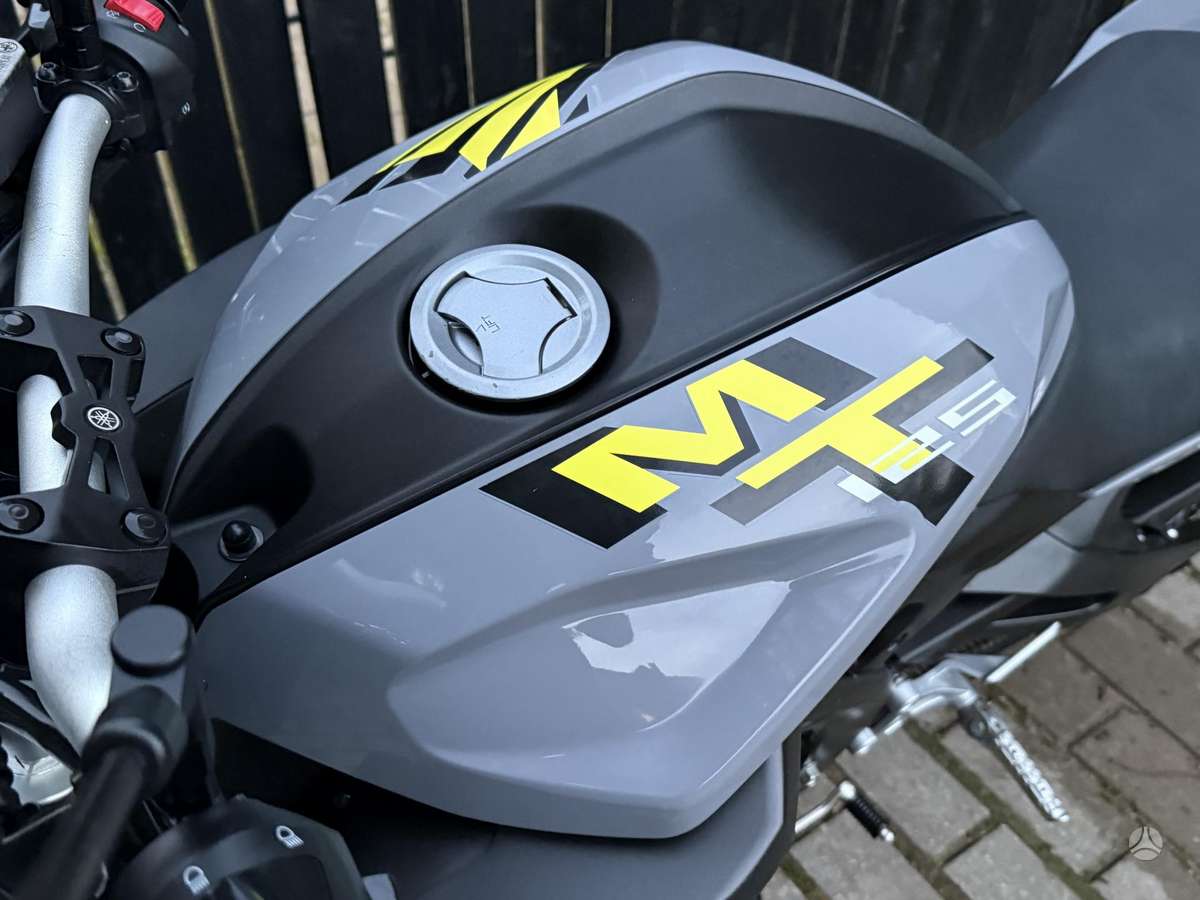 Yamaha MT 125 125cc, street / classic
