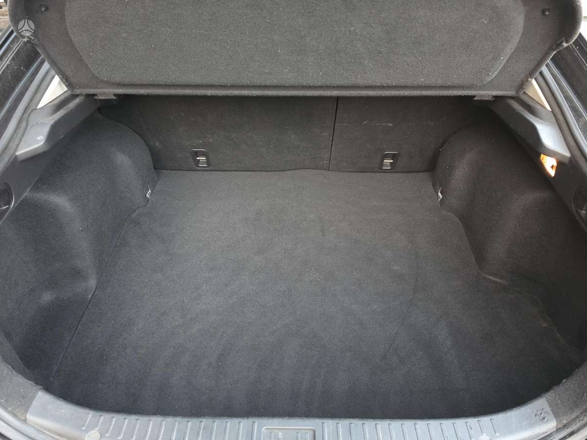 Mazda 6, 2.0 l., Седан