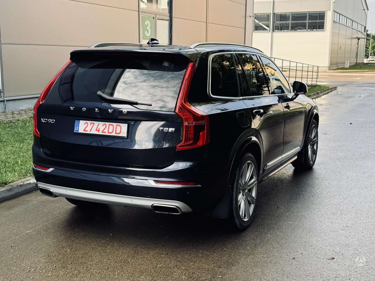 Volvo XC90 - 5