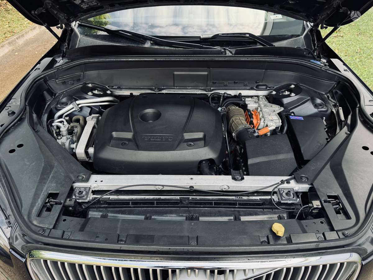 Volvo XC90 - 9